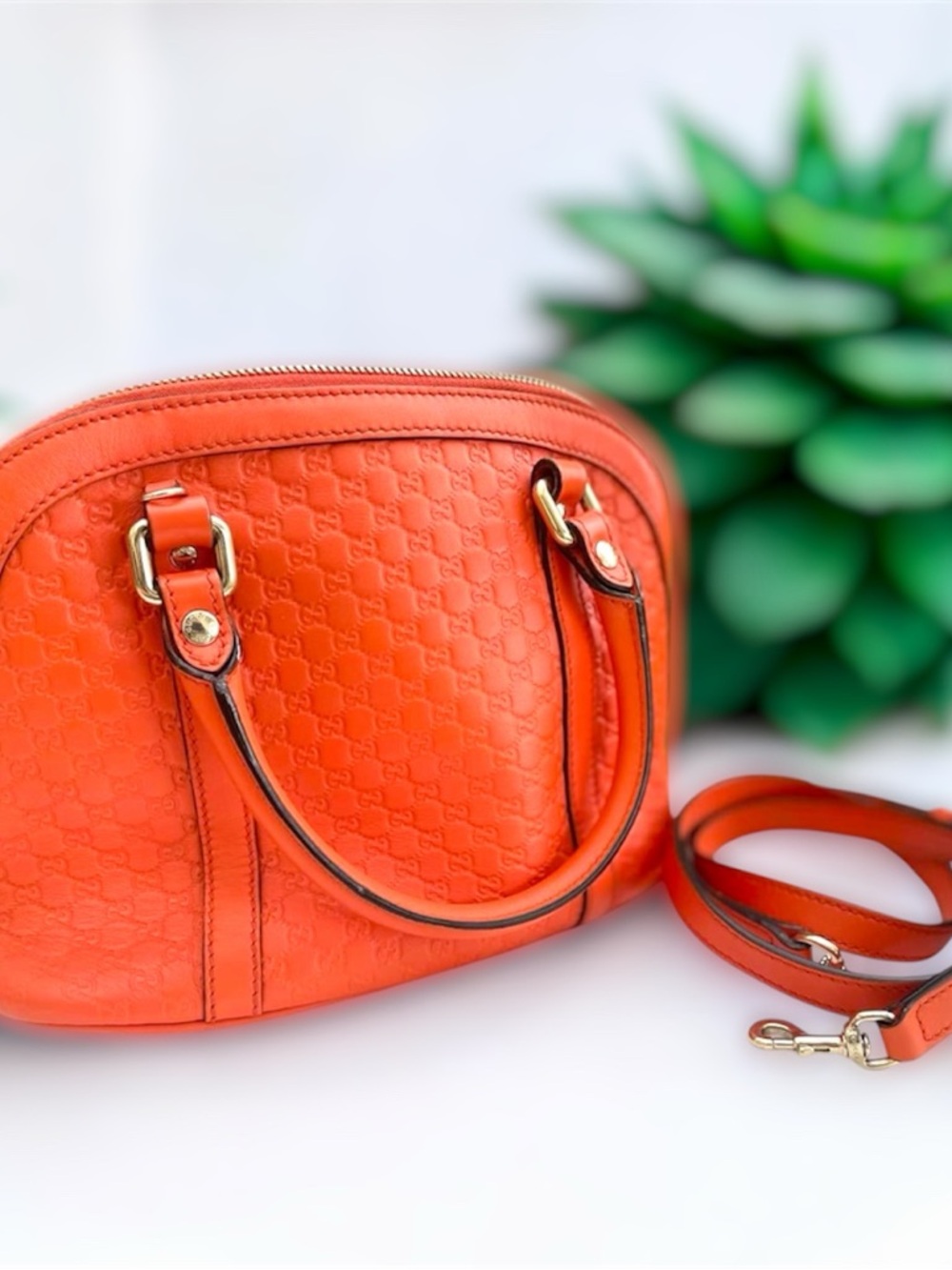 GUCCI Micro GUCCIssima Dome Satchel  2-way Crossbody bag